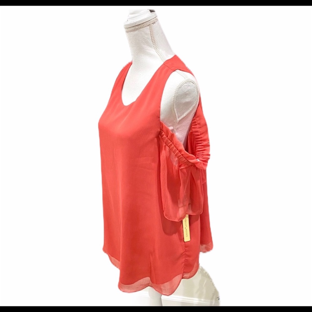 Gibson Latimer Cold Shoulder Keyhole Back Blouse Coral Orange NWT Size Large